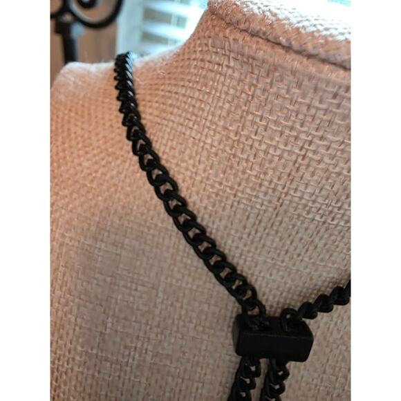 Black Steel Lariat Necklace with a Gothic Punk Aesthetic,  New. - Picture 2 of 4